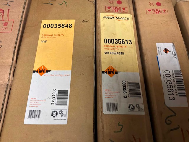 Diverse condensatoren en radiatoren voor o.a. volkswagen (16x) - afbeelding 8 van  8