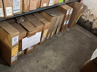 Diverse condensatoren en radiatoren voor o.a. volvo (12x) - afbeelding 1 van  7