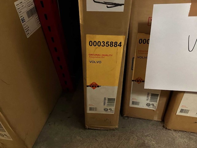 Diverse condensatoren en radiatoren voor o.a. volvo (12x) - afbeelding 2 van  7