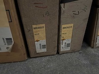 Diverse condensatoren en radiatoren voor o.a. volvo (12x) - afbeelding 5 van  7