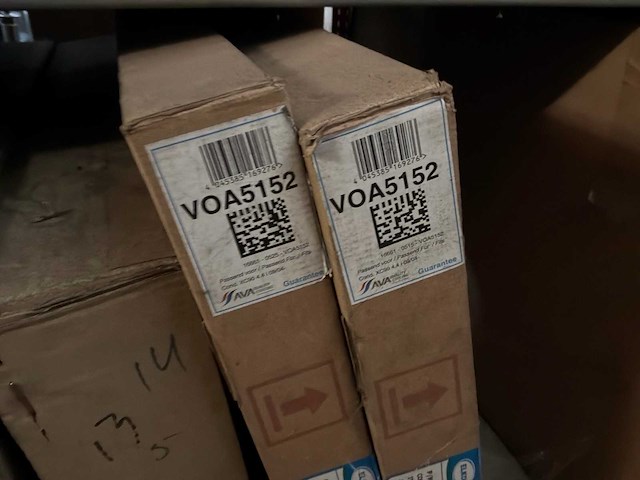 Diverse condensatoren en radiatoren voor o.a. volvo (12x) - afbeelding 6 van  7