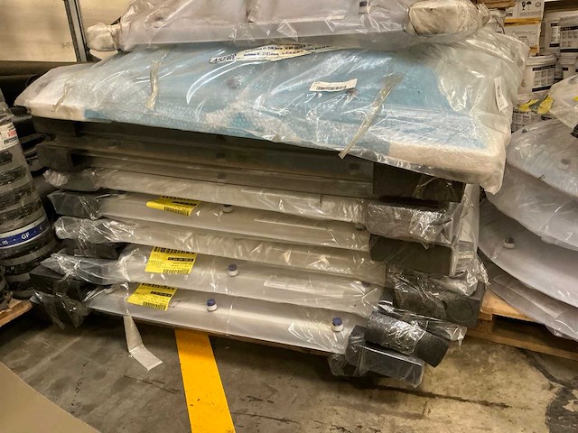 Diverse dakkoepels (10x) - afbeelding 1 van  4