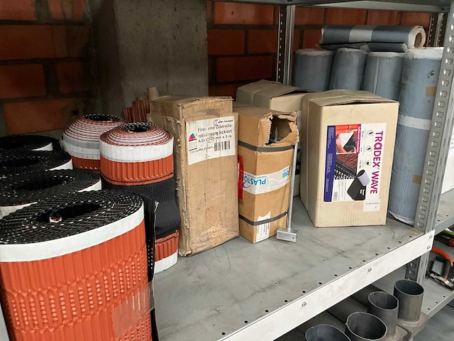 Diverse dakmaterialen - afbeelding 1 van  11