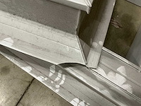 Diverse dakopeningen en kaders (17x) - afbeelding 2 van  12