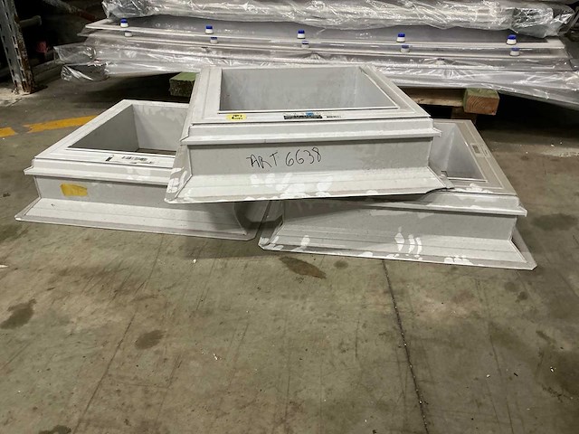 Diverse dakopeningen en kaders (17x) - afbeelding 12 van  12