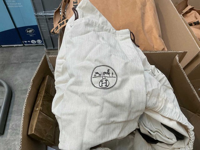 Diverse designer dummy’s /gifts en diverse kleding/diversen - afbeelding 9 van  20