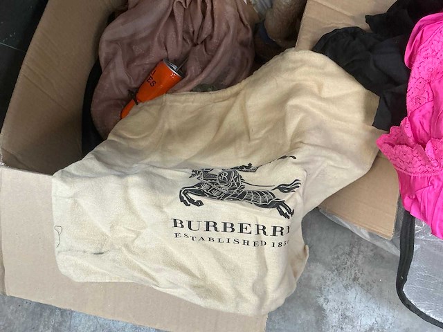 Diverse designer dummy’s /gifts en diverse kleding/diversen - afbeelding 14 van  20