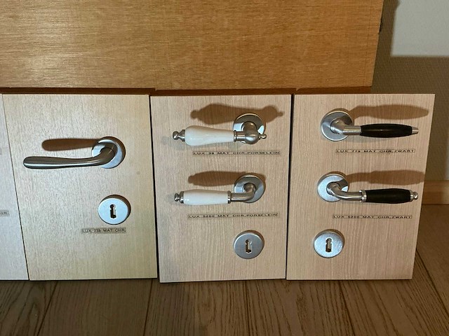 Diverse deurklinken (20x) - afbeelding 2 van  5