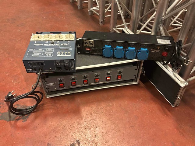 Diverse dim/switch toestellen (3x) - afbeelding 1 van  5