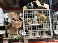 Diverse doorvoeren en schouwonderdelen - afbeelding 1 van  11