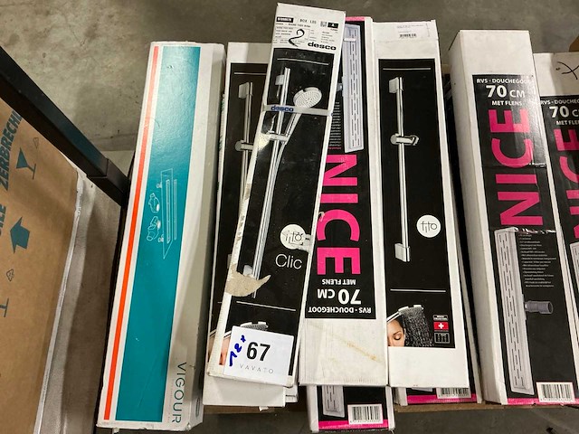 Diverse douche garnituren (12x) - afbeelding 8 van  9