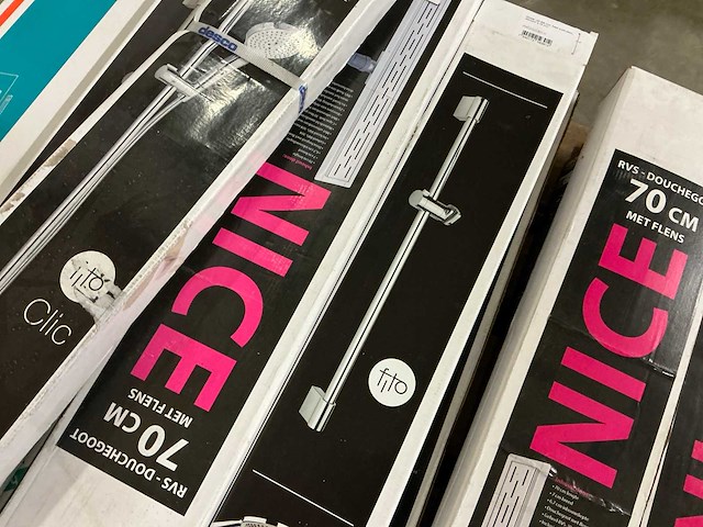 Diverse douche garnituren (12x) - afbeelding 3 van  9