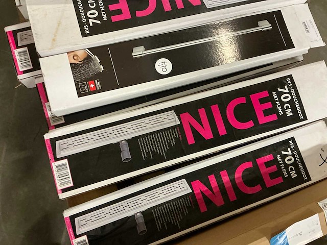 Diverse douche garnituren (12x) - afbeelding 4 van  9