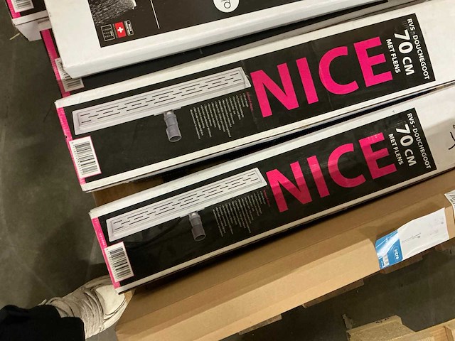 Diverse douche garnituren (12x) - afbeelding 5 van  9