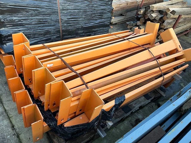 Diverse draagarmstellingen - afbeelding 6 van  16