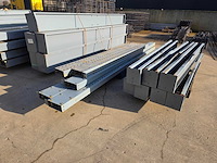 Diverse draagarmstellingen - afbeelding 10 van  16