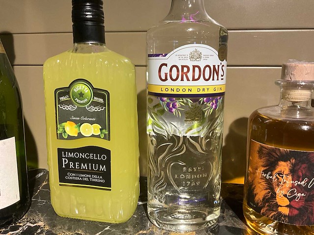 Diverse dranken (8x) - afbeelding 4 van  7