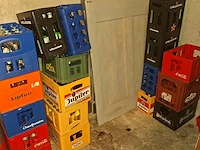 Diverse dranken en leeggoed - afbeelding 2 van  8