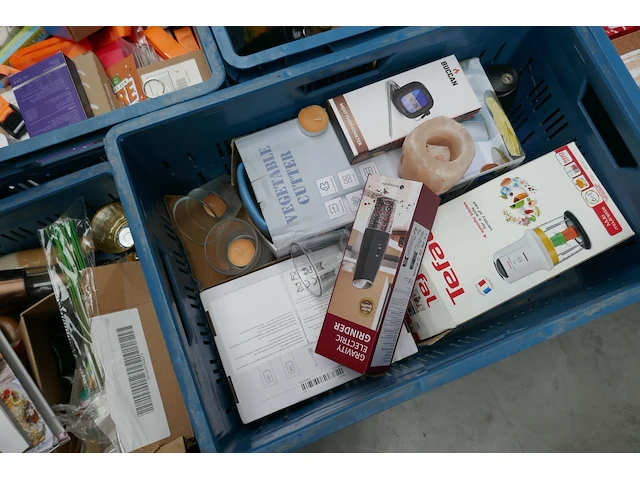 Diverse eetwaren en dergelijken - afbeelding 4 van  8