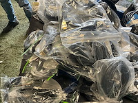 Diverse electronica accessoires en kabels - afbeelding 6 van  23