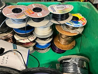 Diverse electronica accessoires en kabels - afbeelding 13 van  23