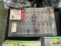 Diverse electronica accessoires en kabels - afbeelding 5 van  23