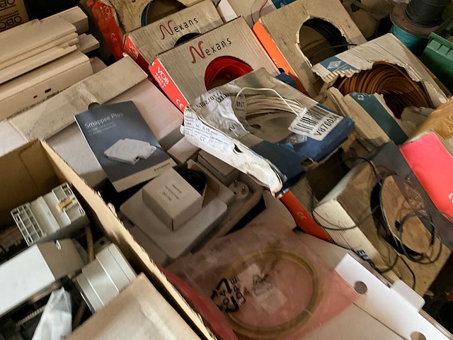 Diverse electronica - afbeelding 25 van  27