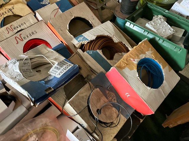 Diverse electronica - afbeelding 26 van  27