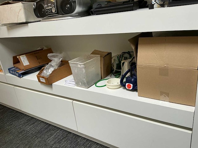 Diverse electrotoestellen en toebehoren - afbeelding 5 van  10