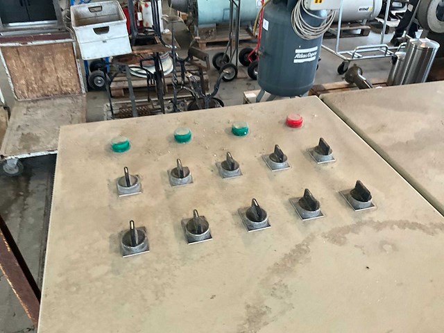 Diverse elektriciteitskasten (3x) en transformator - afbeelding 3 van  18