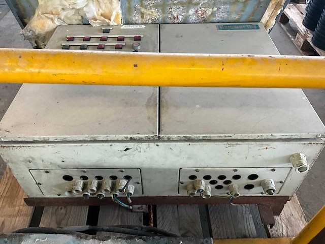 Diverse elektriciteitskasten (3x) en transformator - afbeelding 14 van  18