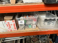 Diverse elektriciteitstoebehoren - afbeelding 1 van  12