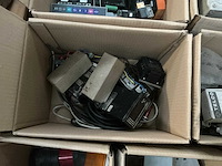 Diverse elektriciteitstoebehoren - afbeelding 6 van  10