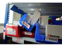 Diverse elektrische accessoirepakketten - afbeelding 9 van  26