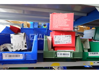 Diverse elektrische accessoirepakketten - afbeelding 10 van  26