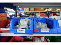 Diverse elektrische accessoirepakketten - afbeelding 2 van  50