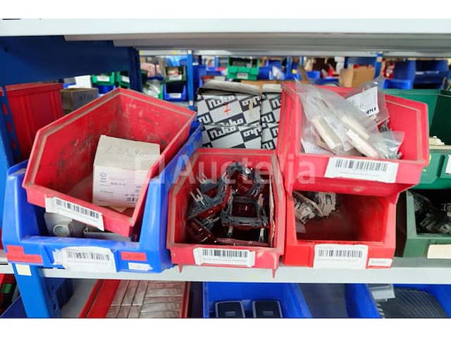 Diverse elektrische accessoirepakketten - afbeelding 3 van  50