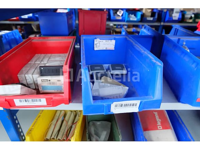 Diverse elektrische accessoirepakketten - afbeelding 6 van  50