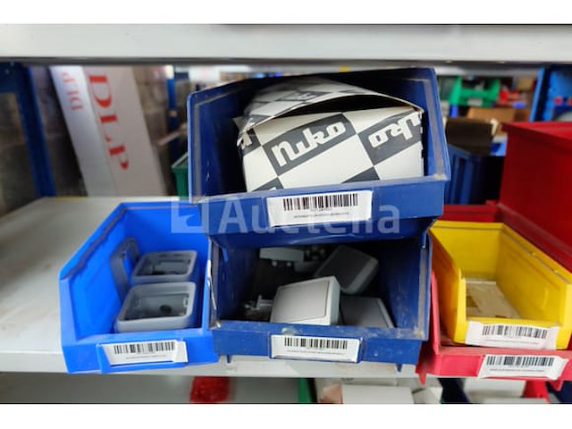 Diverse elektrische accessoirepakketten - afbeelding 13 van  50