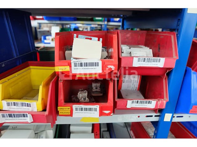 Diverse elektrische accessoirepakketten - afbeelding 14 van  50