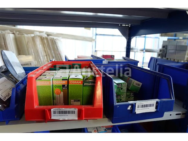 Diverse elektrische accessoirepakketten - afbeelding 20 van  50