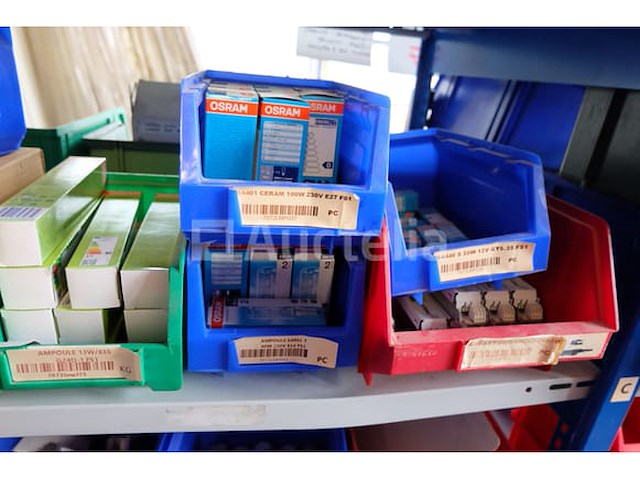 Diverse elektrische accessoirepakketten - afbeelding 24 van  50