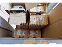 Diverse elektrische accessoirepakketten - afbeelding 43 van  50