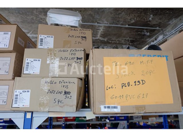 Diverse elektrische accessoirepakketten - afbeelding 47 van  50