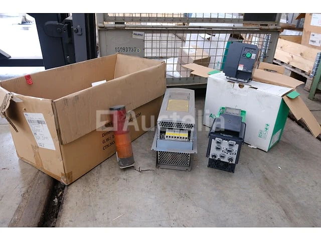 Diverse elektrische apparaten - afbeelding 13 van  13