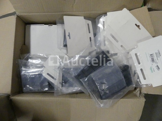 Diverse elektrische apparatuur set (ref: 010728-008) - afbeelding 3 van  7