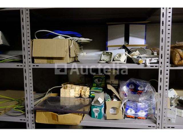 Diverse elektrische apparatuur set - afbeelding 7 van  24