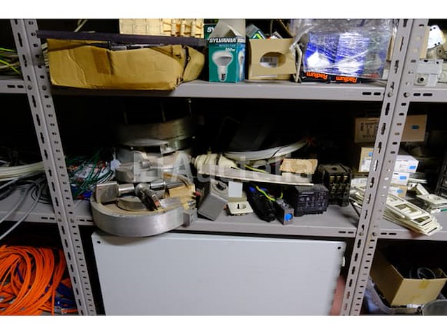 Diverse elektrische apparatuur set - afbeelding 8 van  24