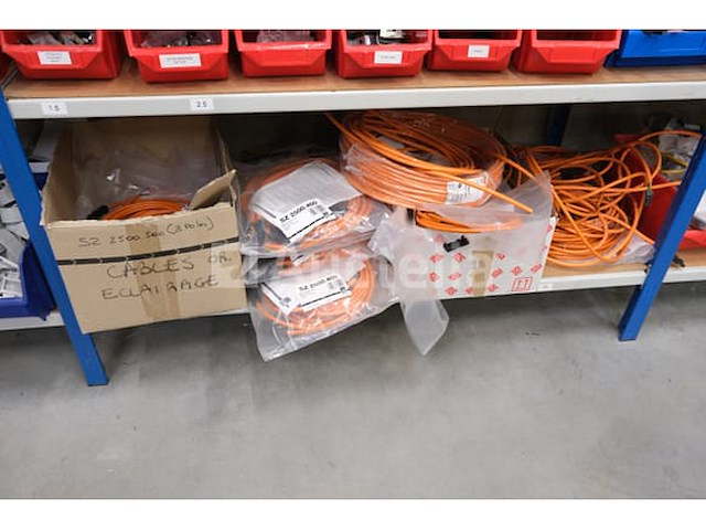 Diverse elektrische apparatuur set - afbeelding 11 van  25