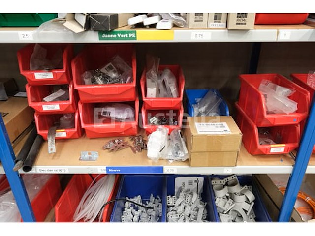 Diverse elektrische apparatuur set - afbeelding 13 van  25